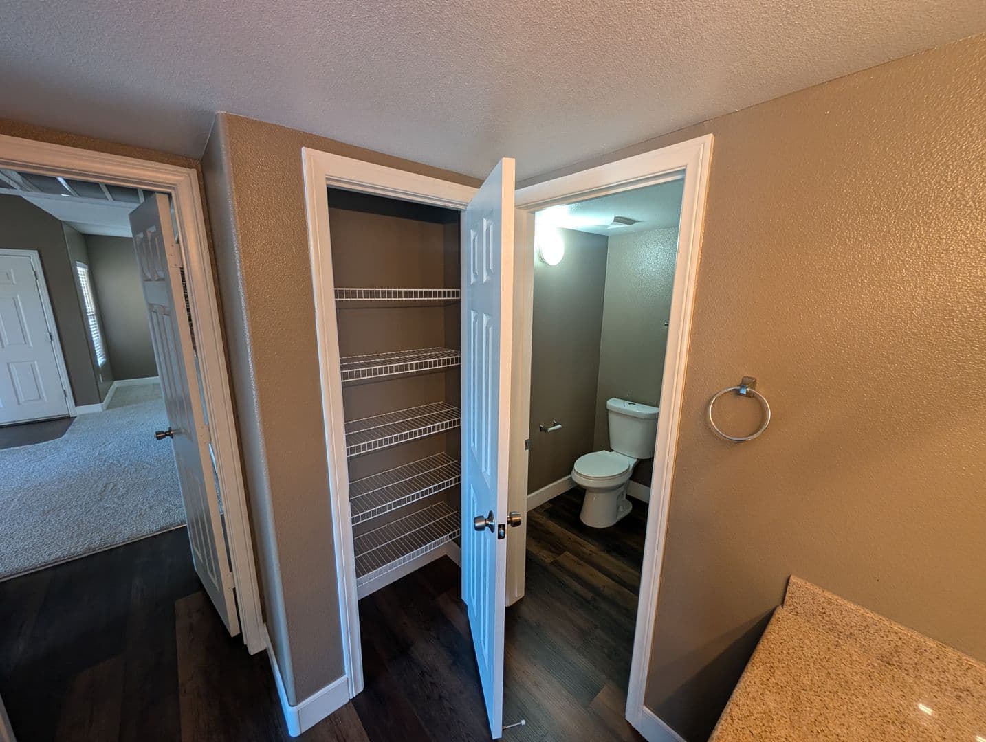 Las Vegas House: 8000 W Badura Ave Unit 2158