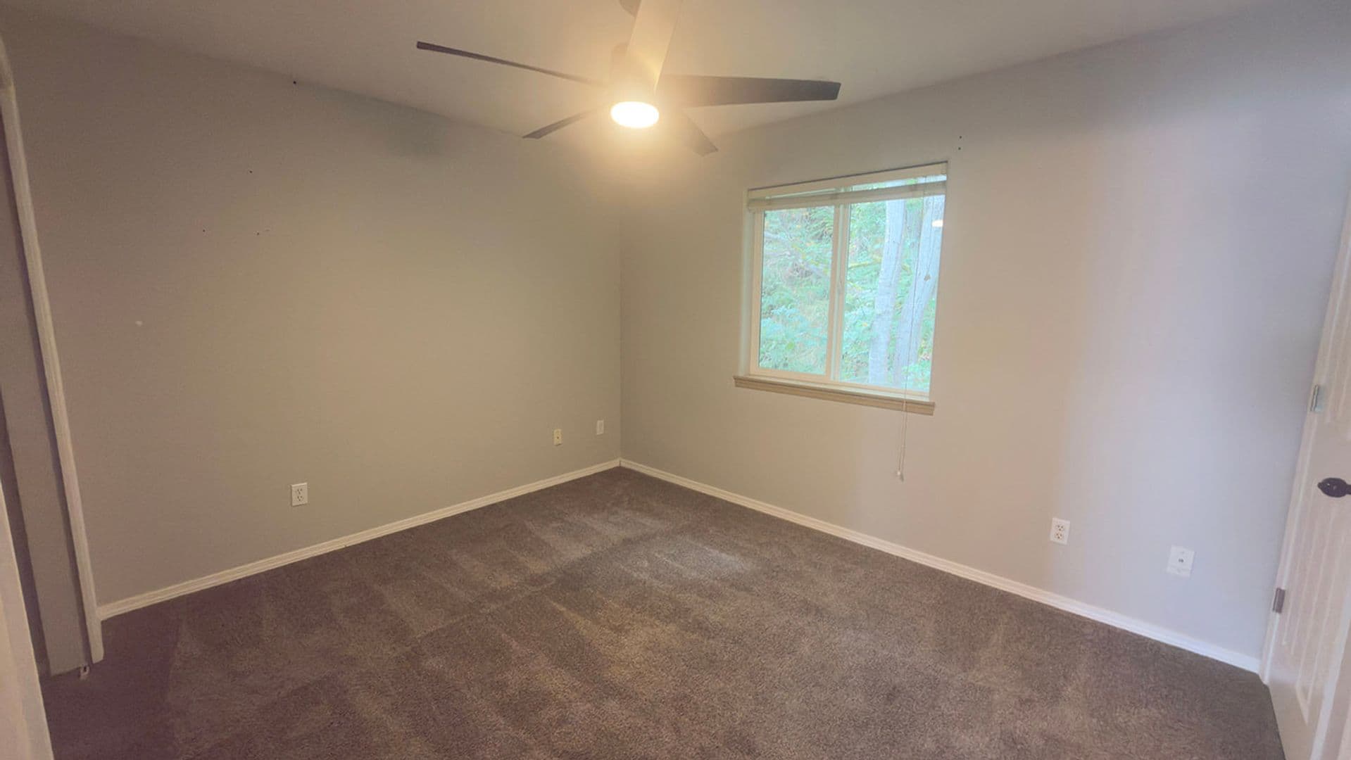 Astoria House: 1336 Olney Ave