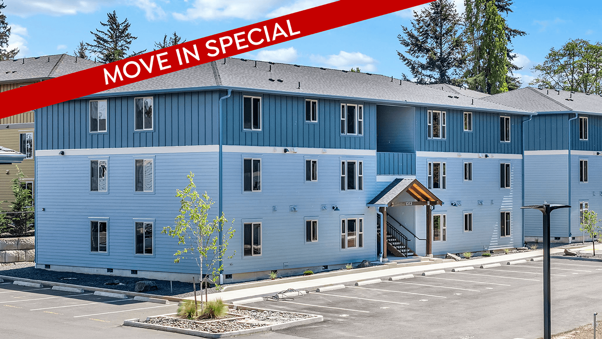 Warrenton Apartment: 1313, 1315, 1317 SE Jetty Ave