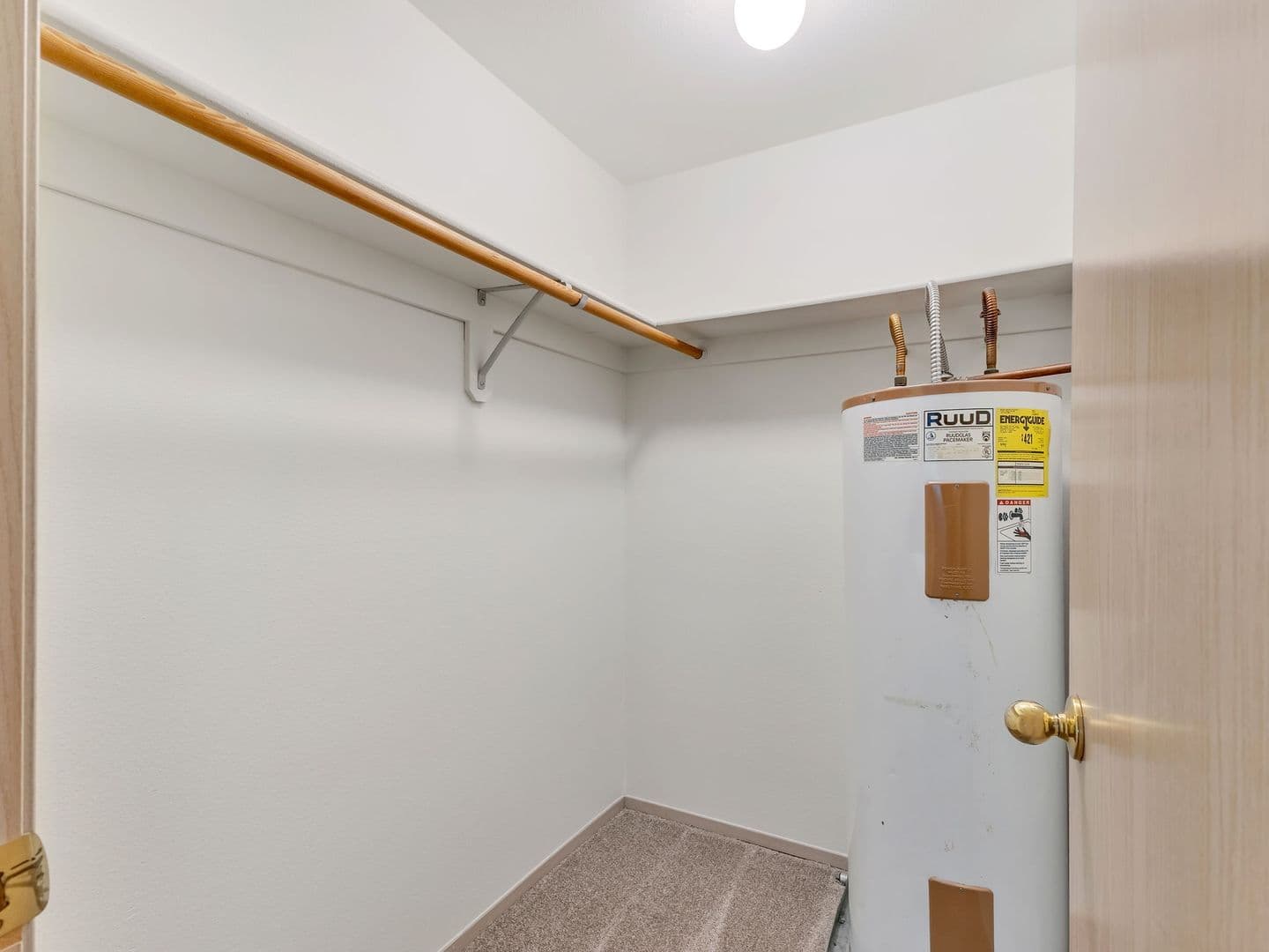 Seaside Apartment: 355 South Wahanna Rd