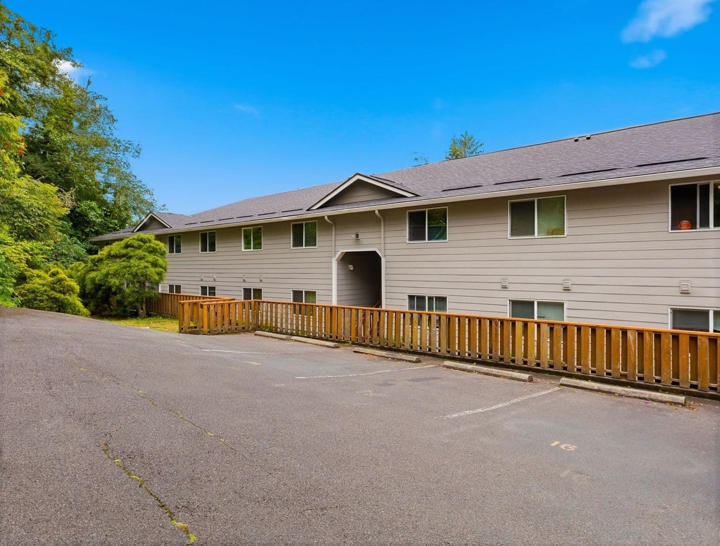 Seaside Apartment: 355 South Wahanna Rd