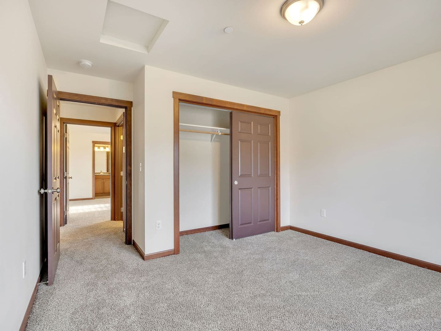 Warrenton Apartment: 1583 SE Honeysuckle Loop