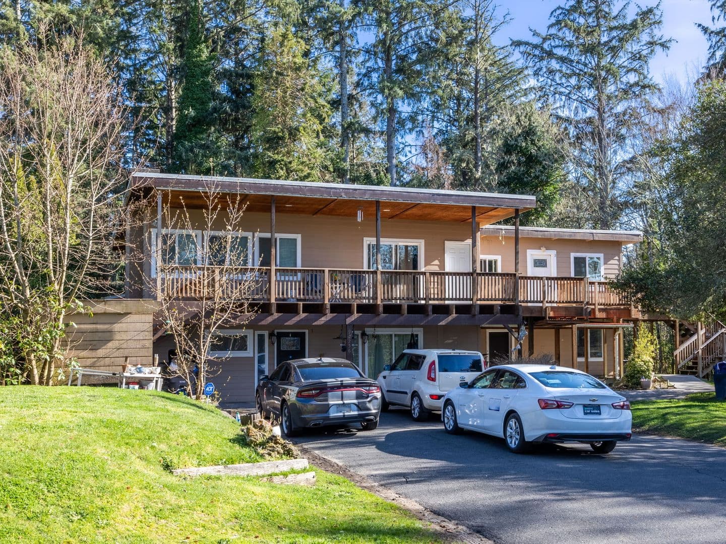 Warrenton Apartment: 92256 Hummingbird Ln.