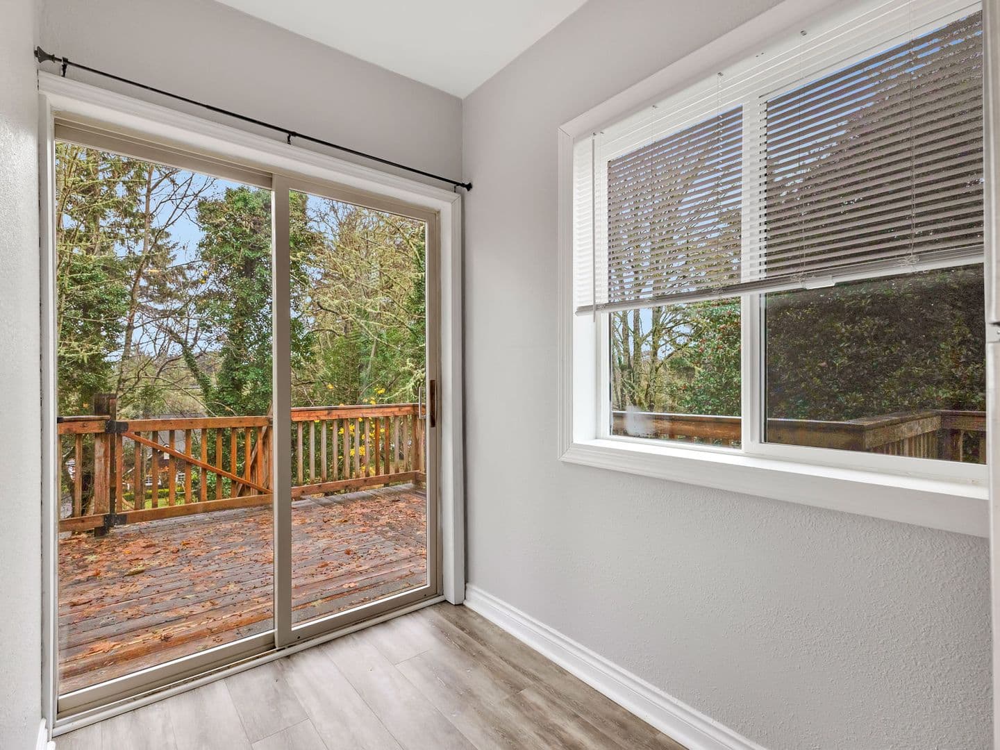 Warrenton Apartment: 92256 Hummingbird Ln.