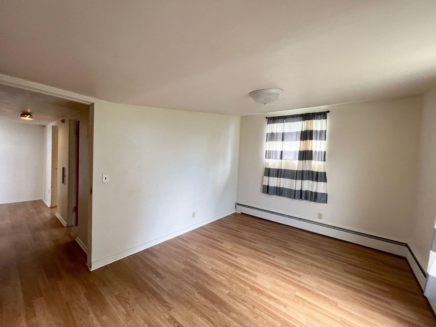 Astoria House: 496 37th St.