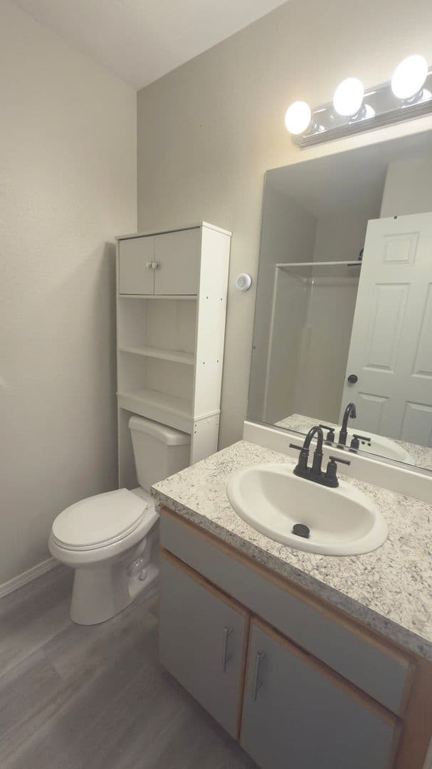 Astoria House: 1336 Olney Ave