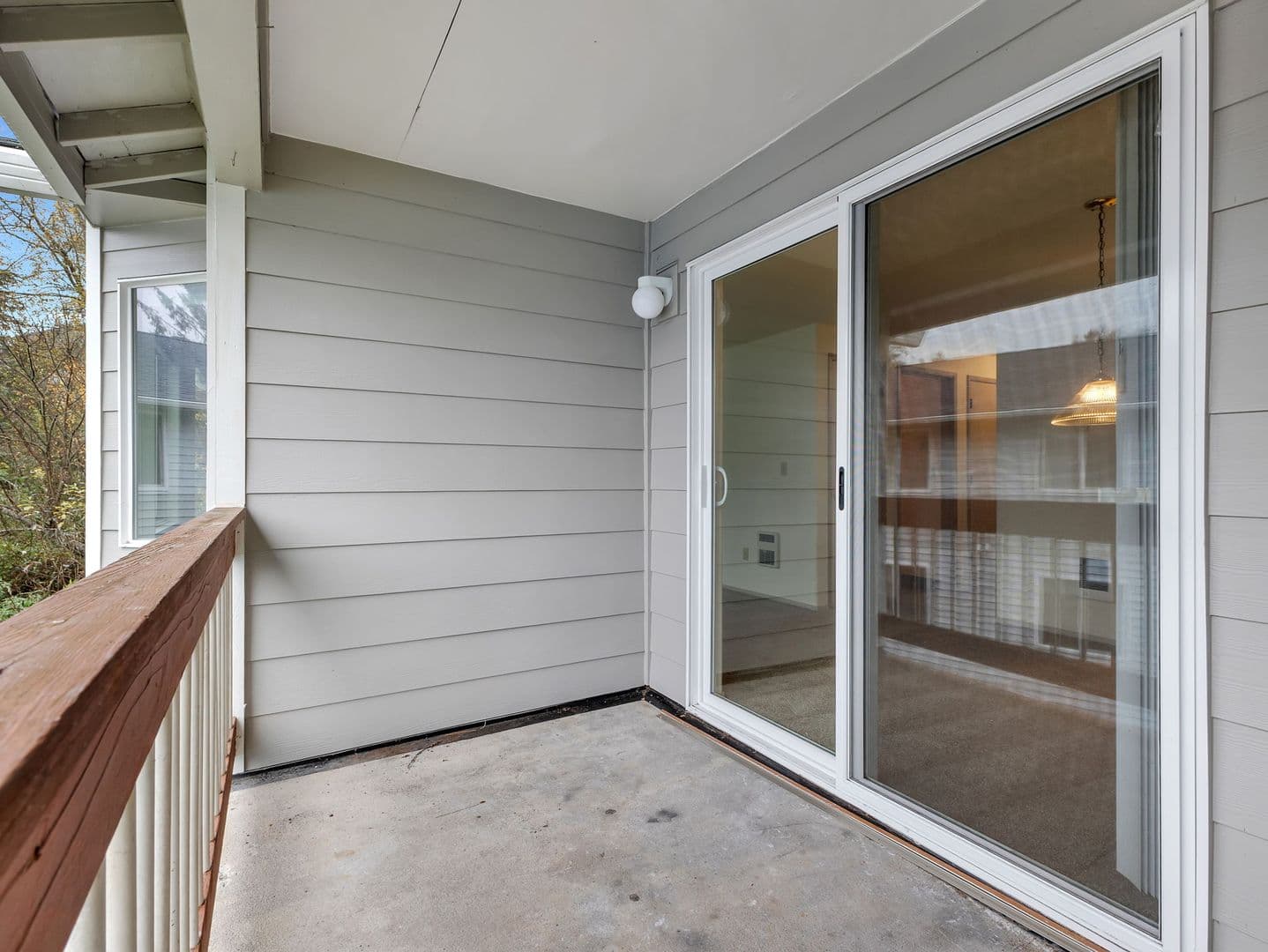 Seaside Apartment: 355 South Wahanna Rd