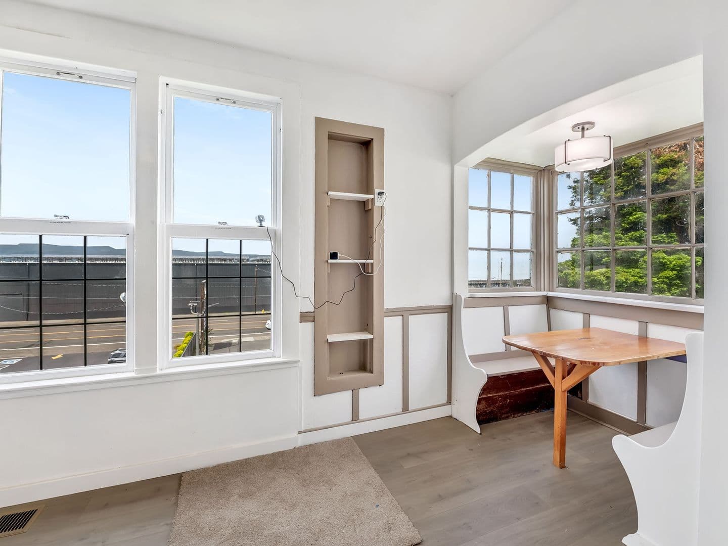 Astoria House: 70 W Bond St.