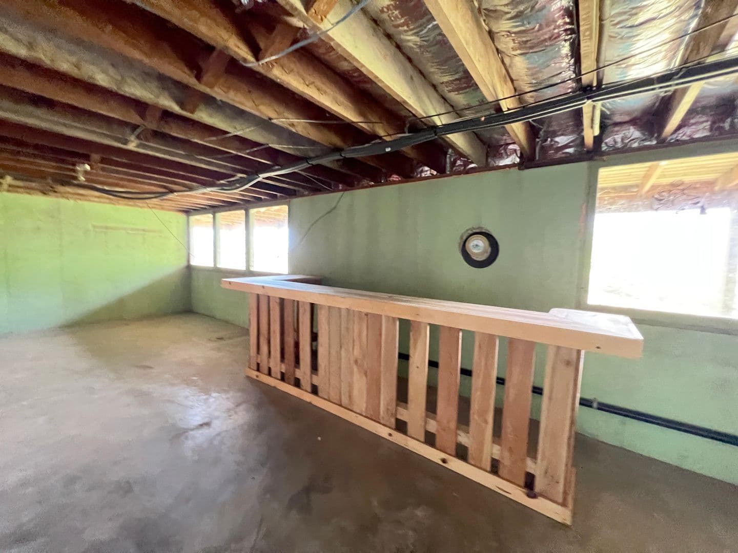 Astoria House: 496 37th St.