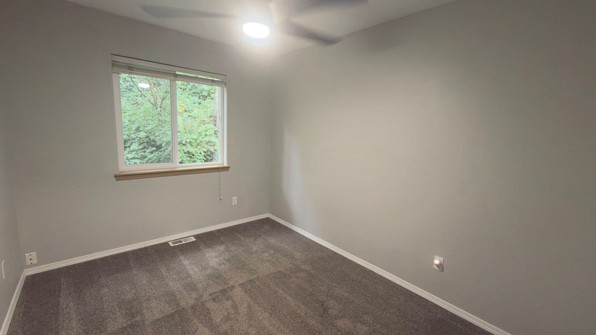 Astoria House: 1336 Olney Ave