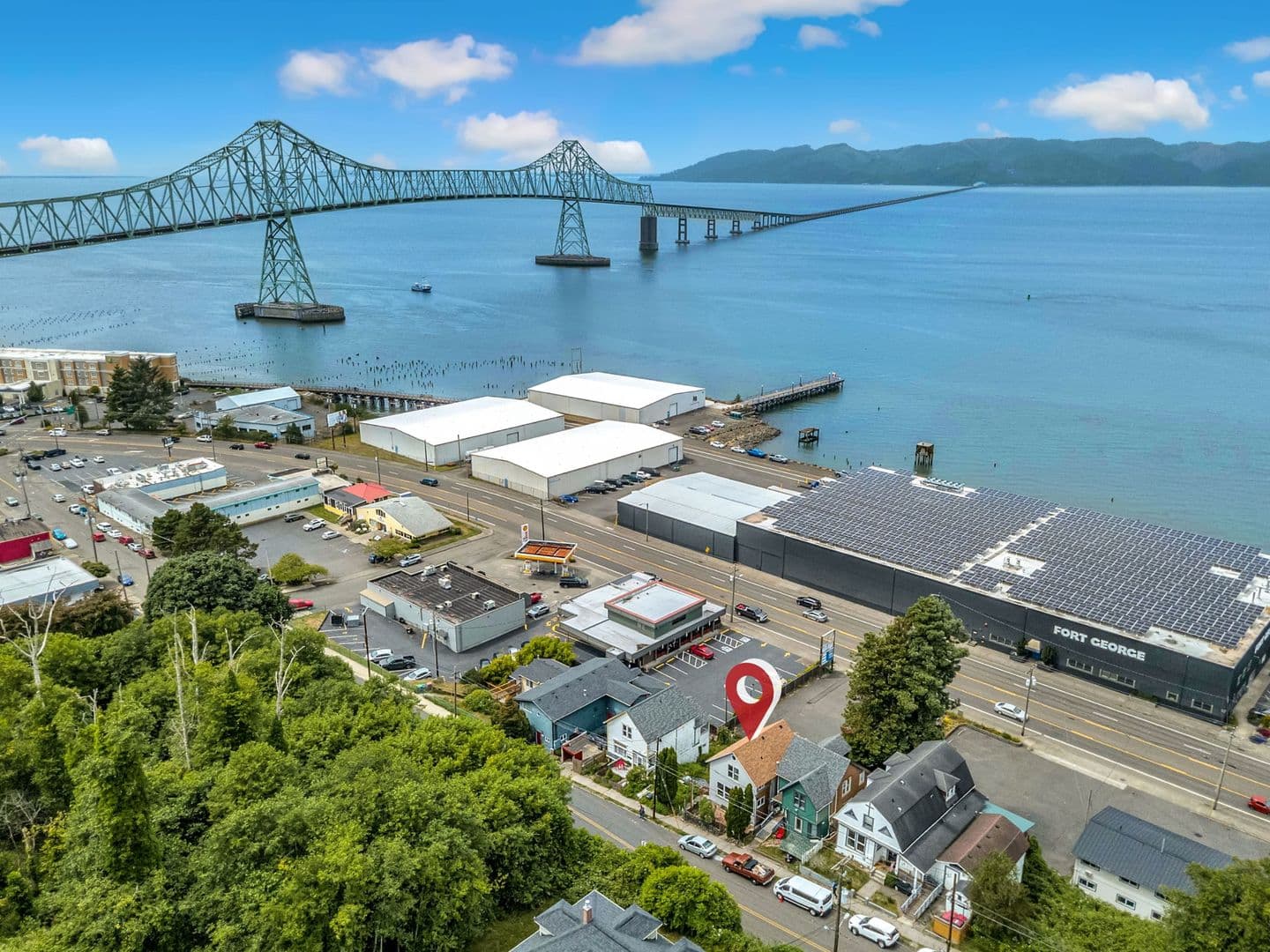 Astoria Apartment: 66 W Bond St. Unit A