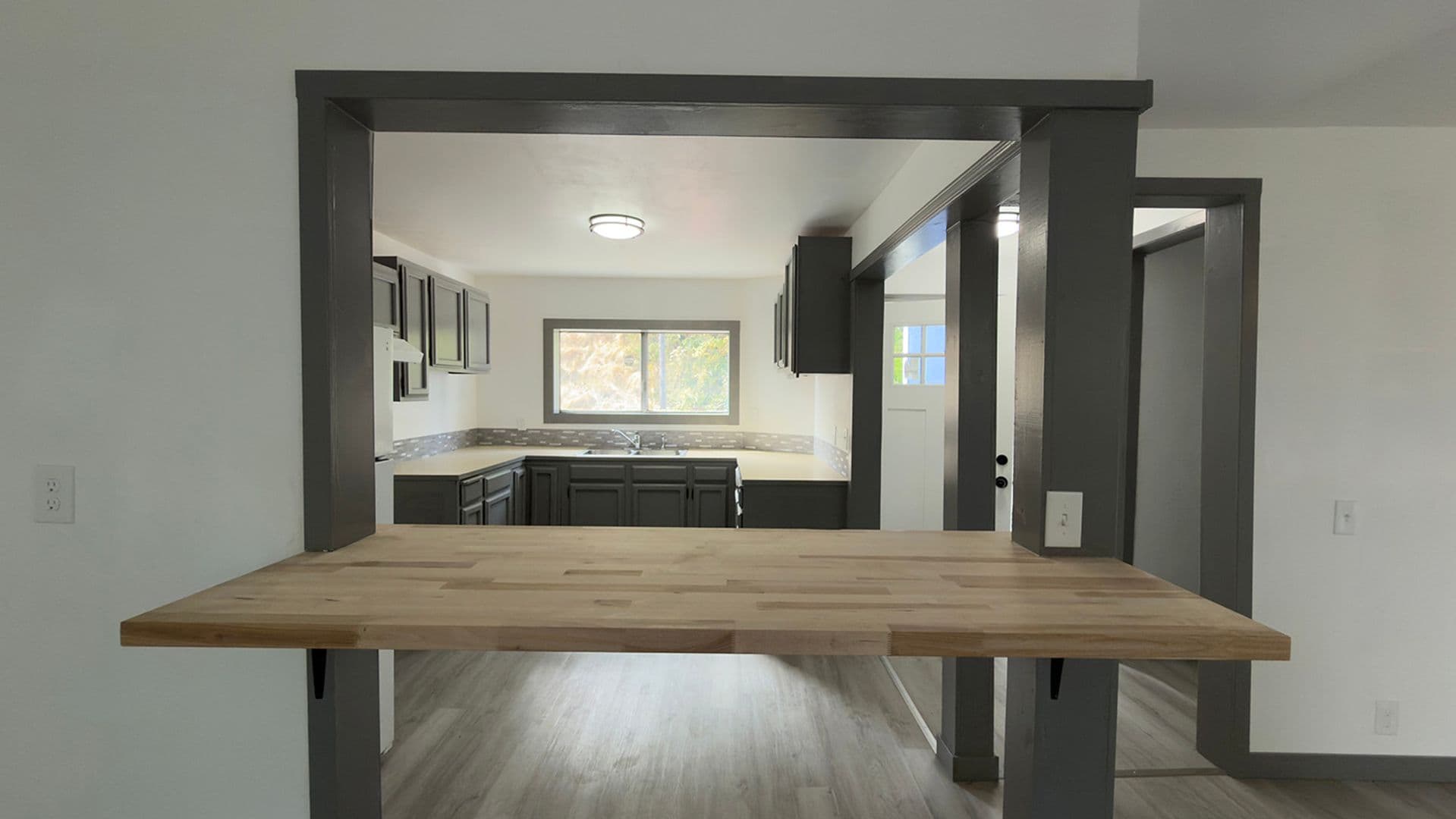 Astoria Apartment: 450 Commercial St. 1 & 2