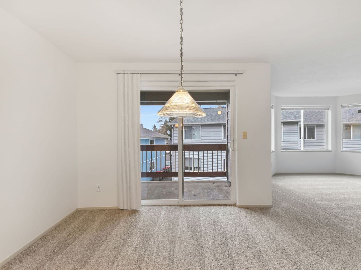 Seaside Apartment: 355 South Wahanna Rd