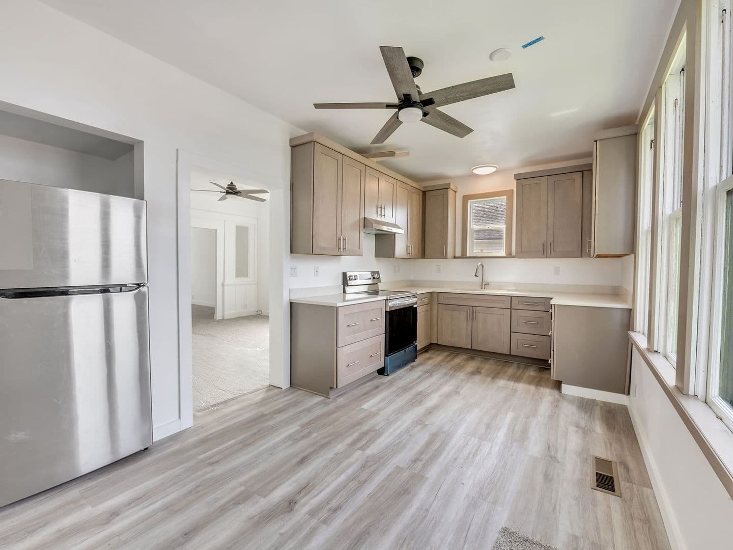 Astoria Apartment: 66 W Bond St. Unit A