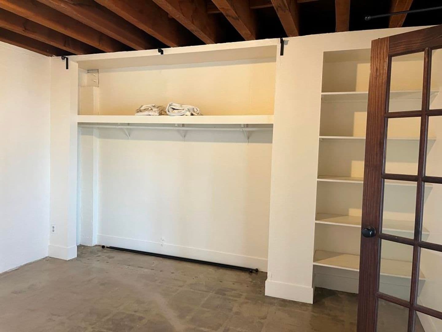 Vista Apartment: 1435 Wild Acres Road