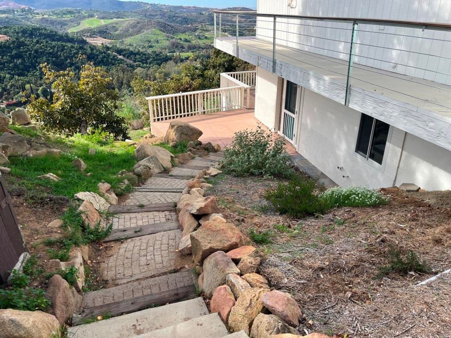 Vista Apartment: 1435 Wild Acres Road