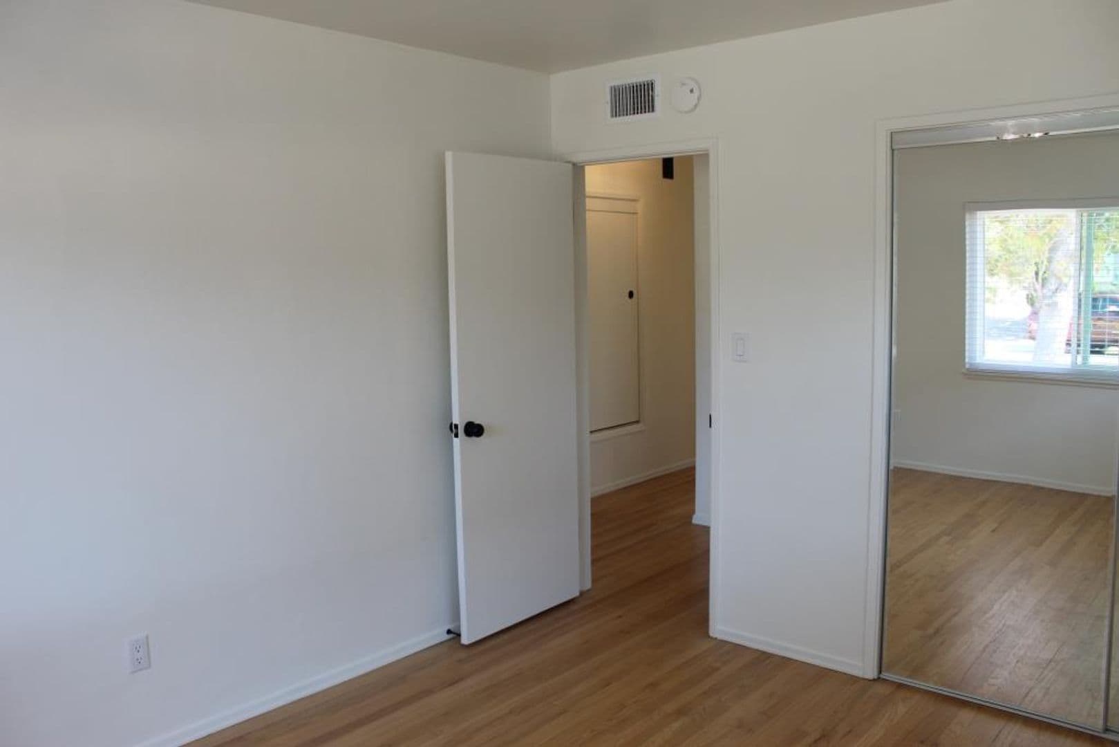 San Diego House: 8983 Kobe Place