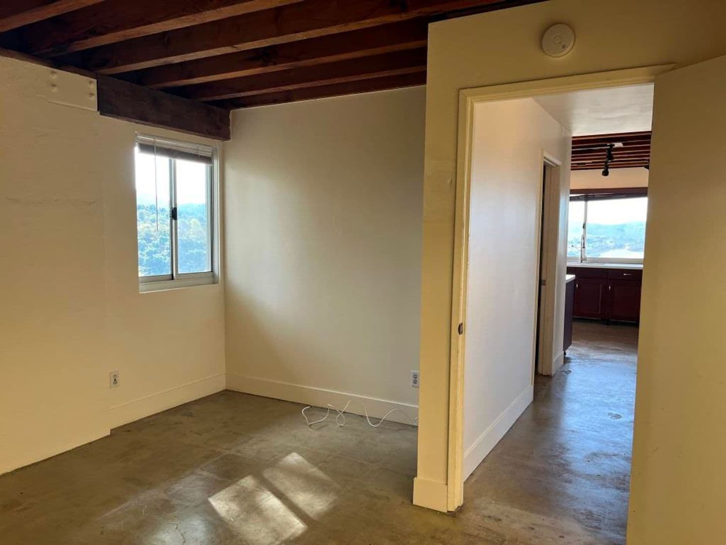 Vista Apartment: 1435 Wild Acres Road