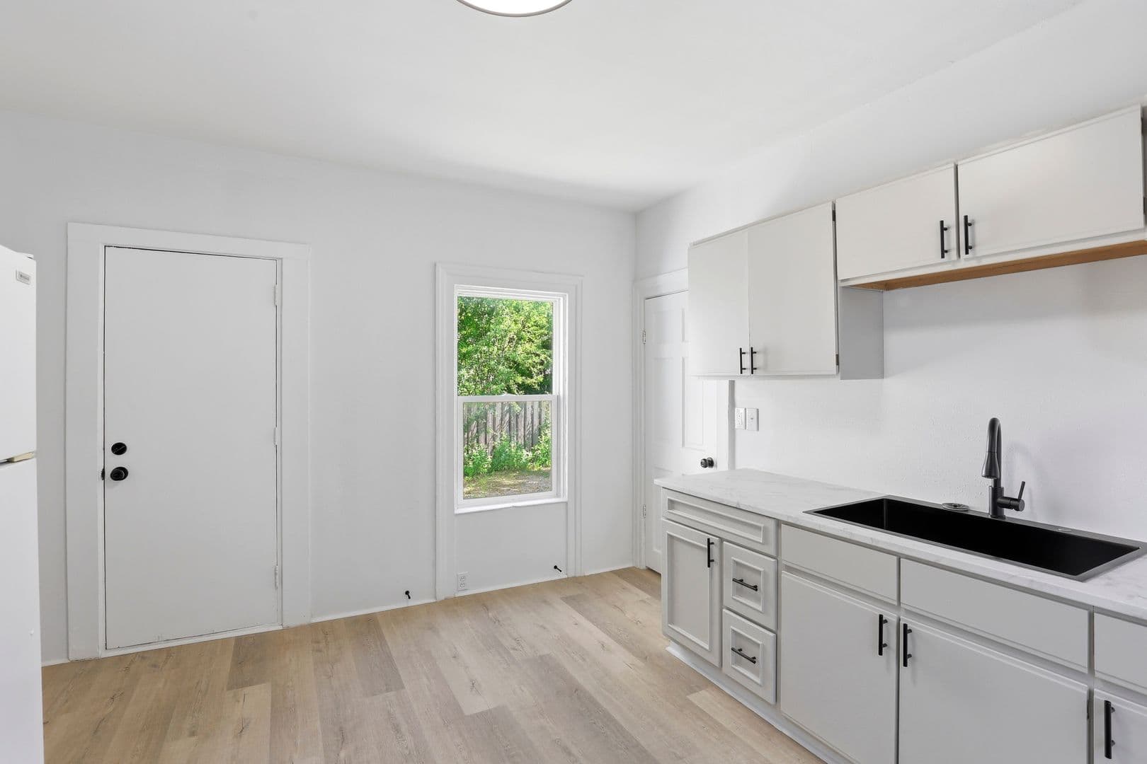 Oshkosh Apartment: 840 Jackson Street