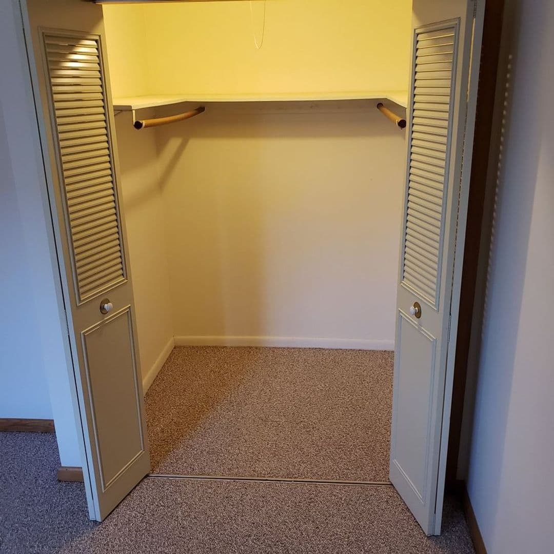 Stevens Point Apartment: 1609 Fourth Avenue