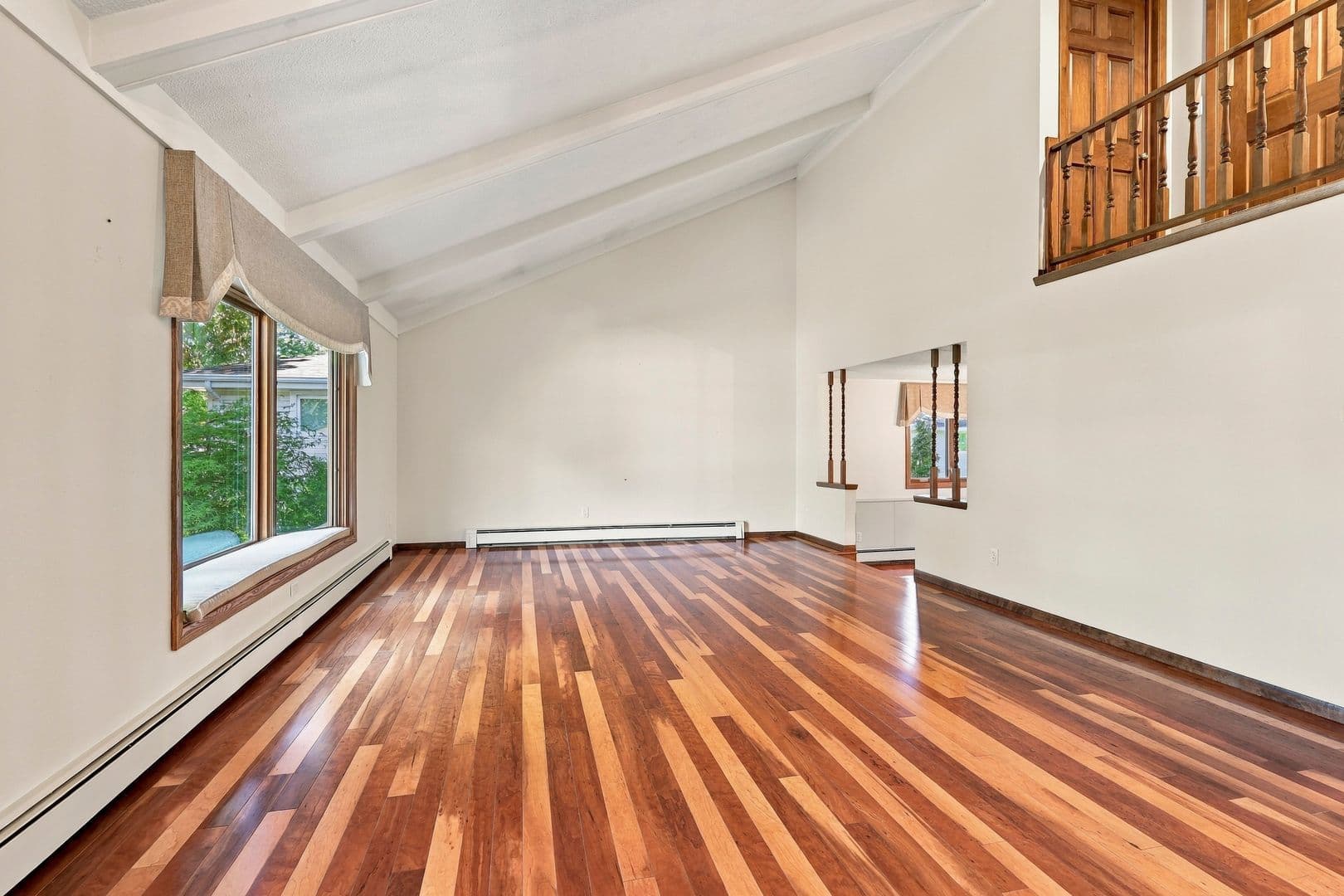 Appleton House: 939 W. Lindbergh Street