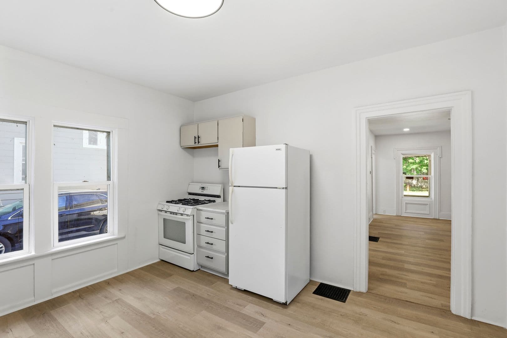 Oshkosh Apartment: 840 Jackson Street
