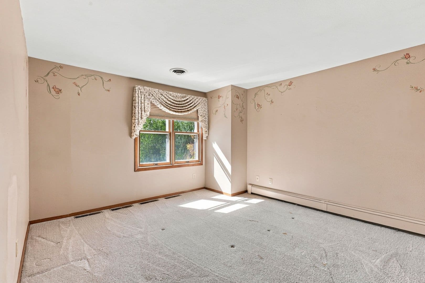 Appleton House: 939 W. Lindbergh Street