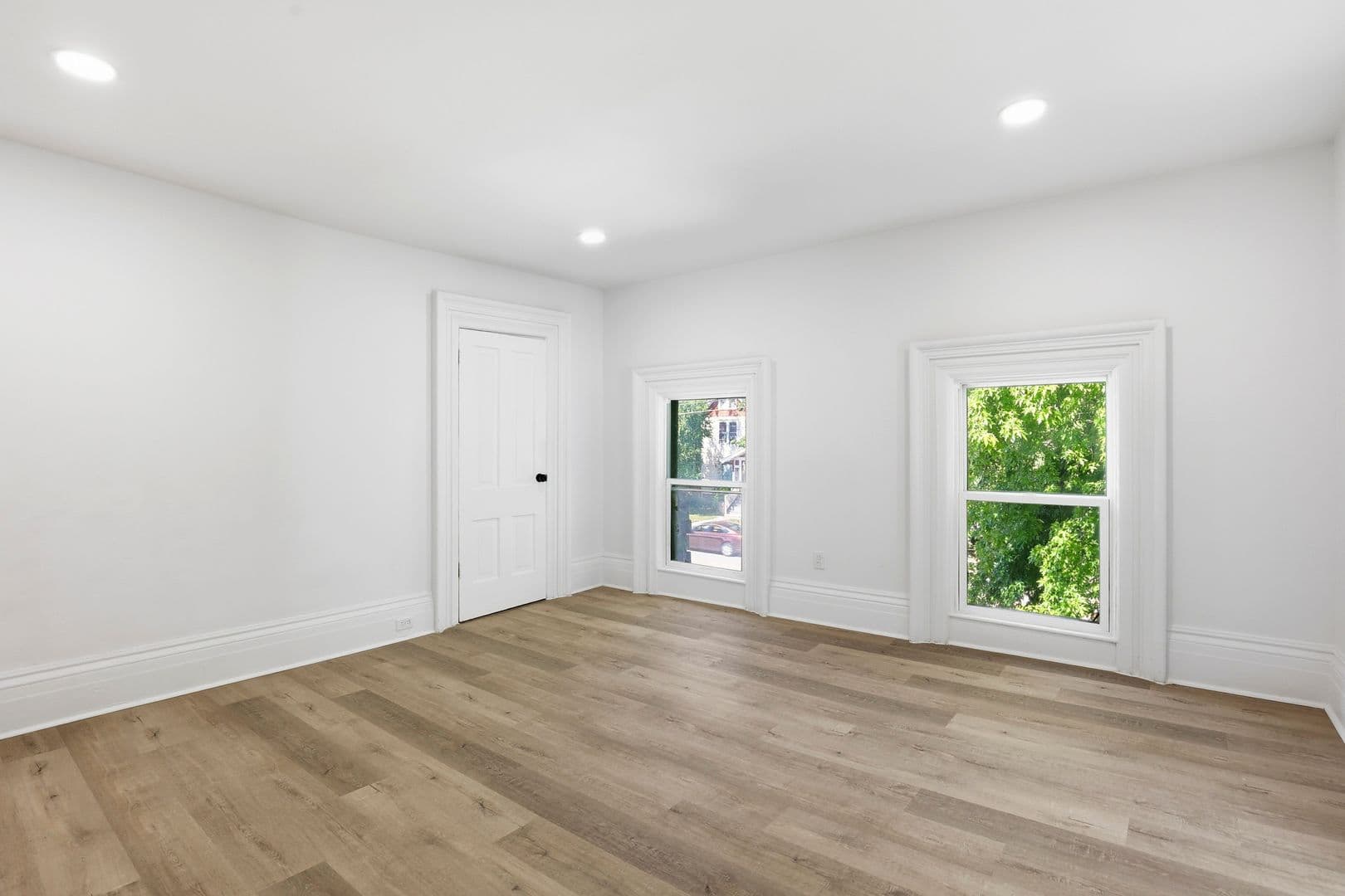Oshkosh Apartment: 840 Jackson Street