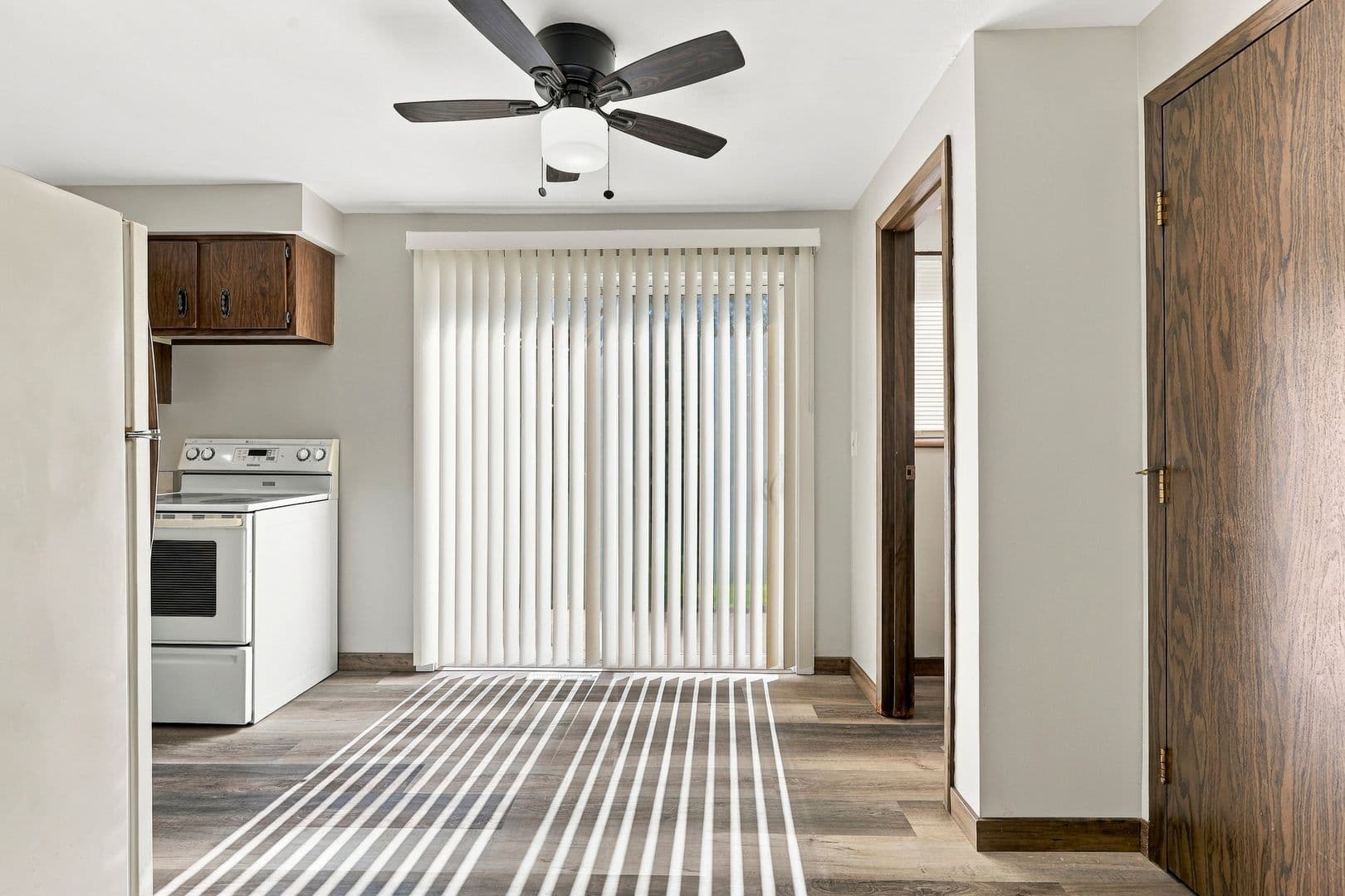 Two Rivers Apartment: 3727 Parkway Boulevard