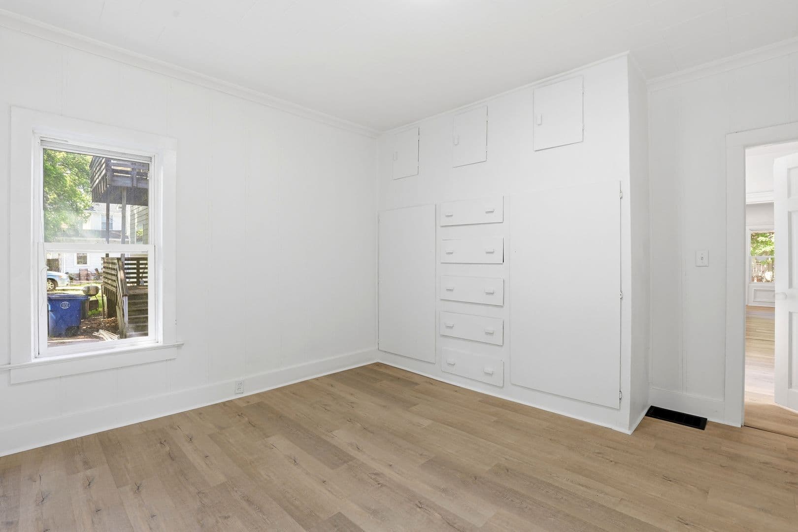 Oshkosh Apartment: 840 Jackson Street