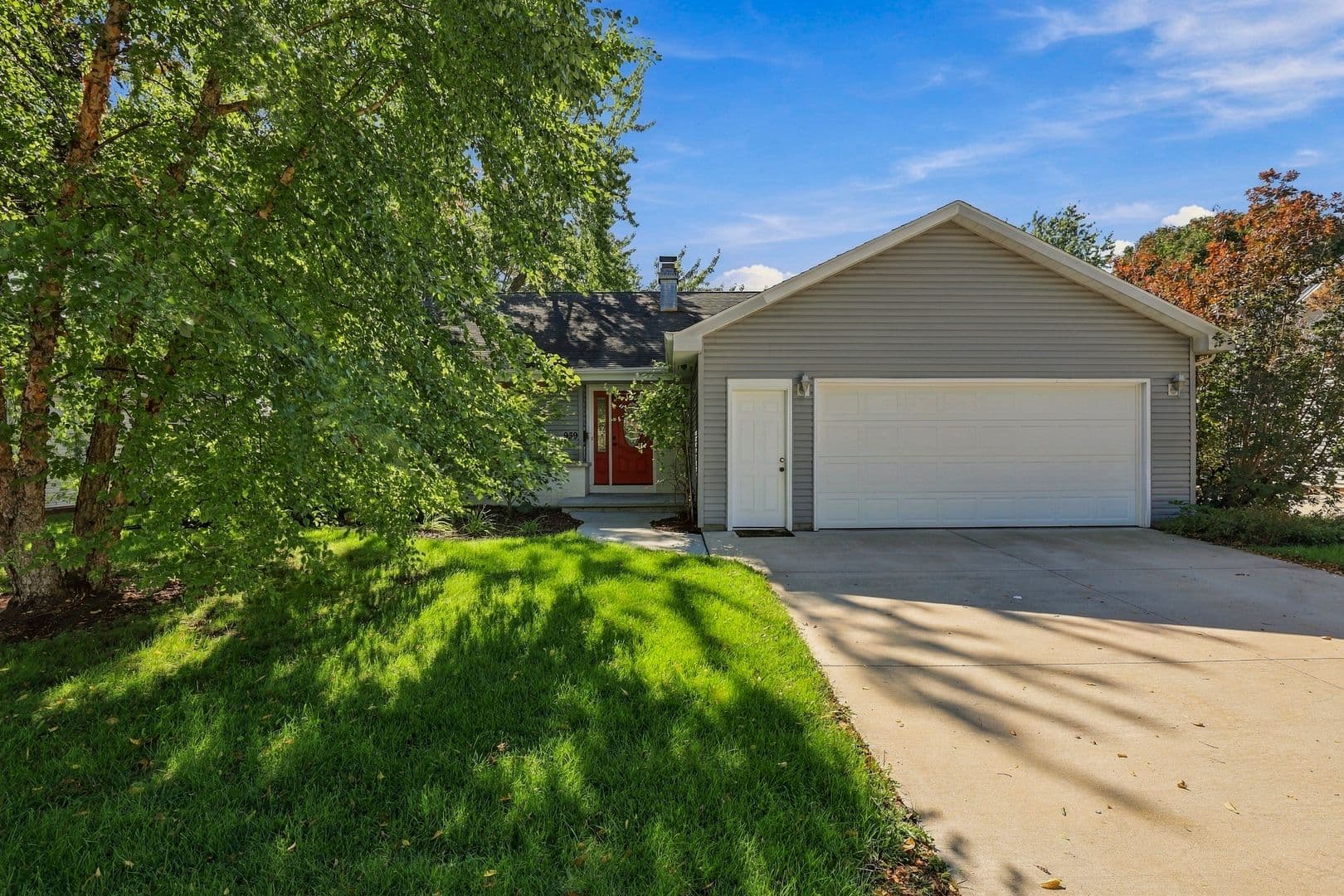 Appleton House: 939 W. Lindbergh Street