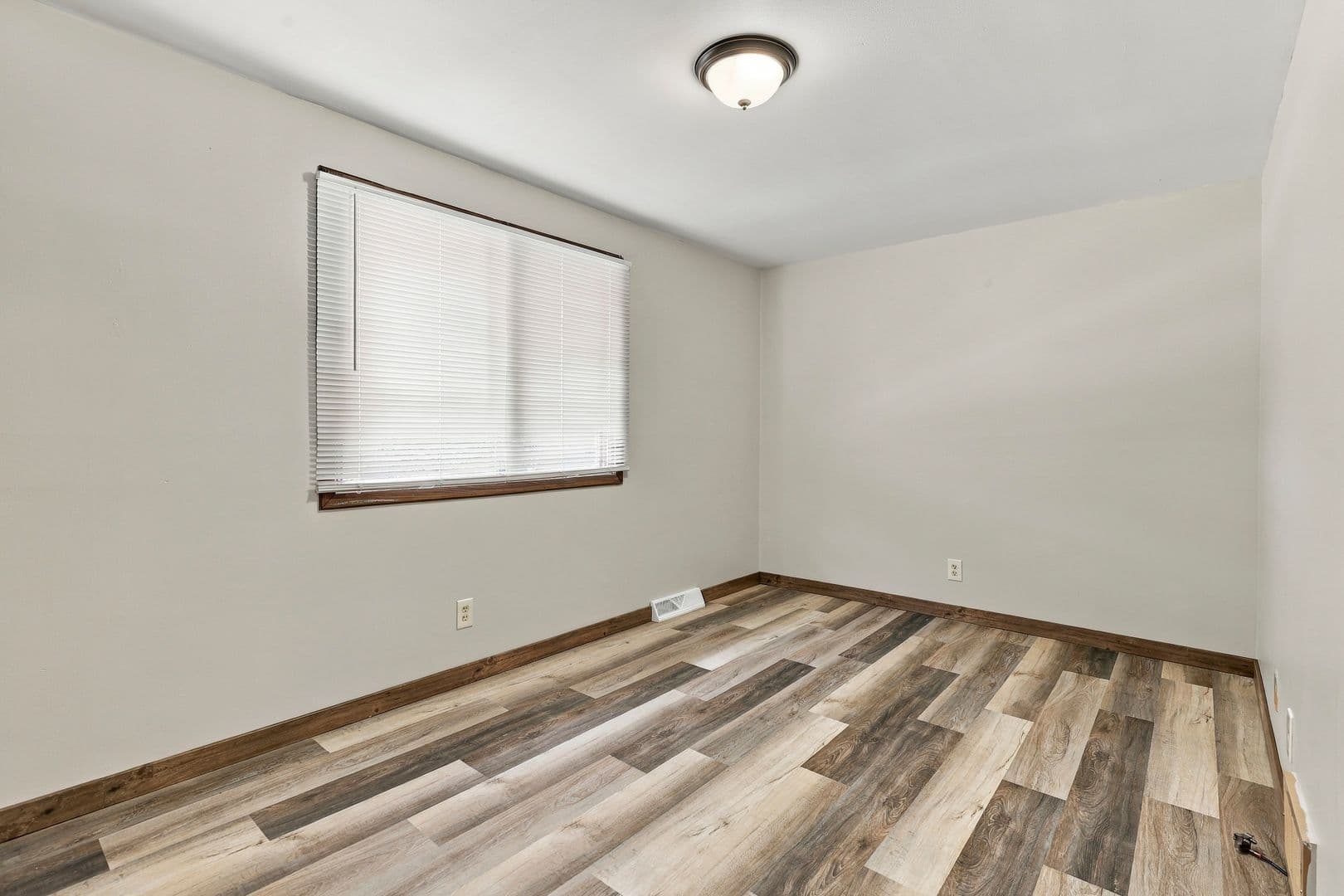 Two Rivers Apartment: 3727 Parkway Boulevard