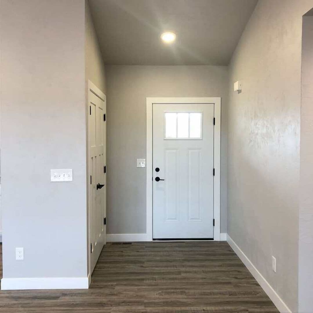 Wrightstown Apartment: 449 Longwood Lane