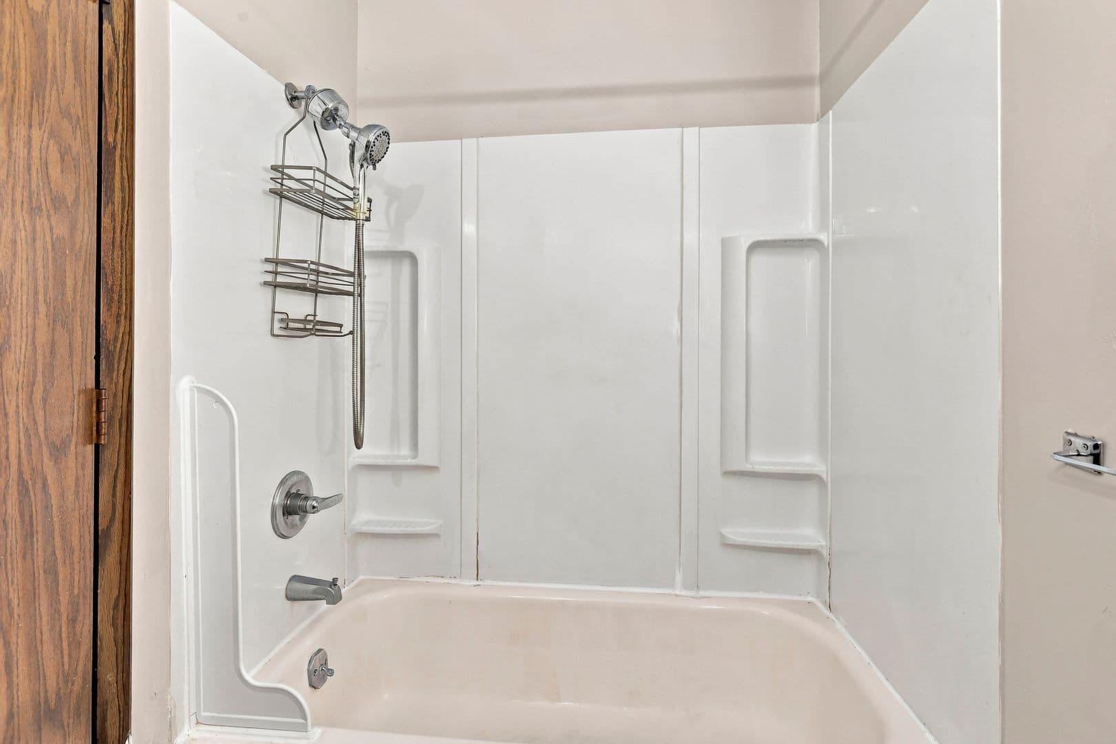 Two Rivers Apartment: 3727 Parkway Boulevard