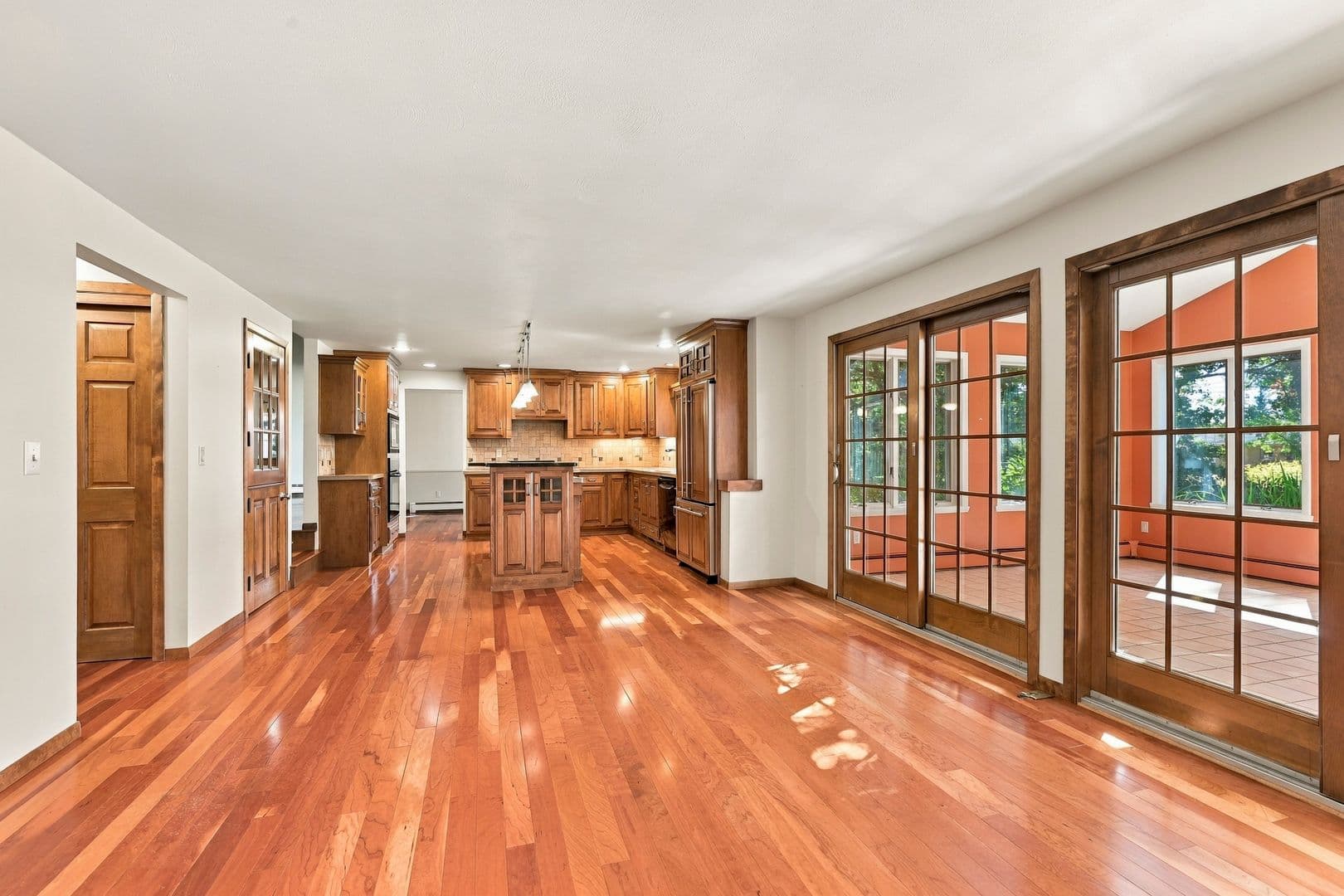 Appleton House: 939 W. Lindbergh Street