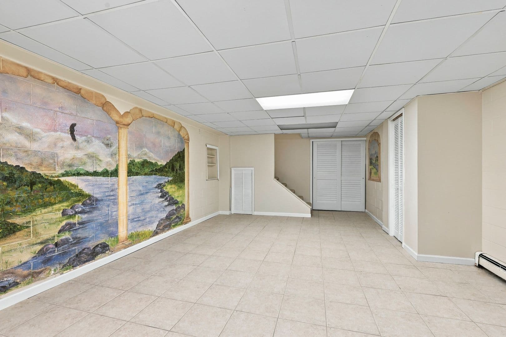 Appleton House: 939 W. Lindbergh Street