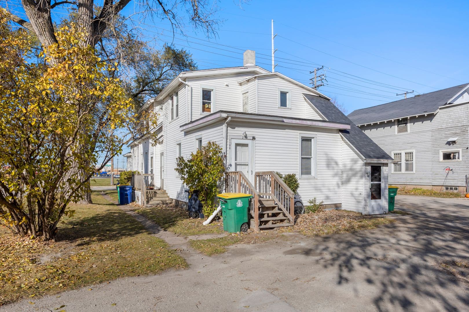 Green Bay Apartment: 1100 N. Van Buren Street