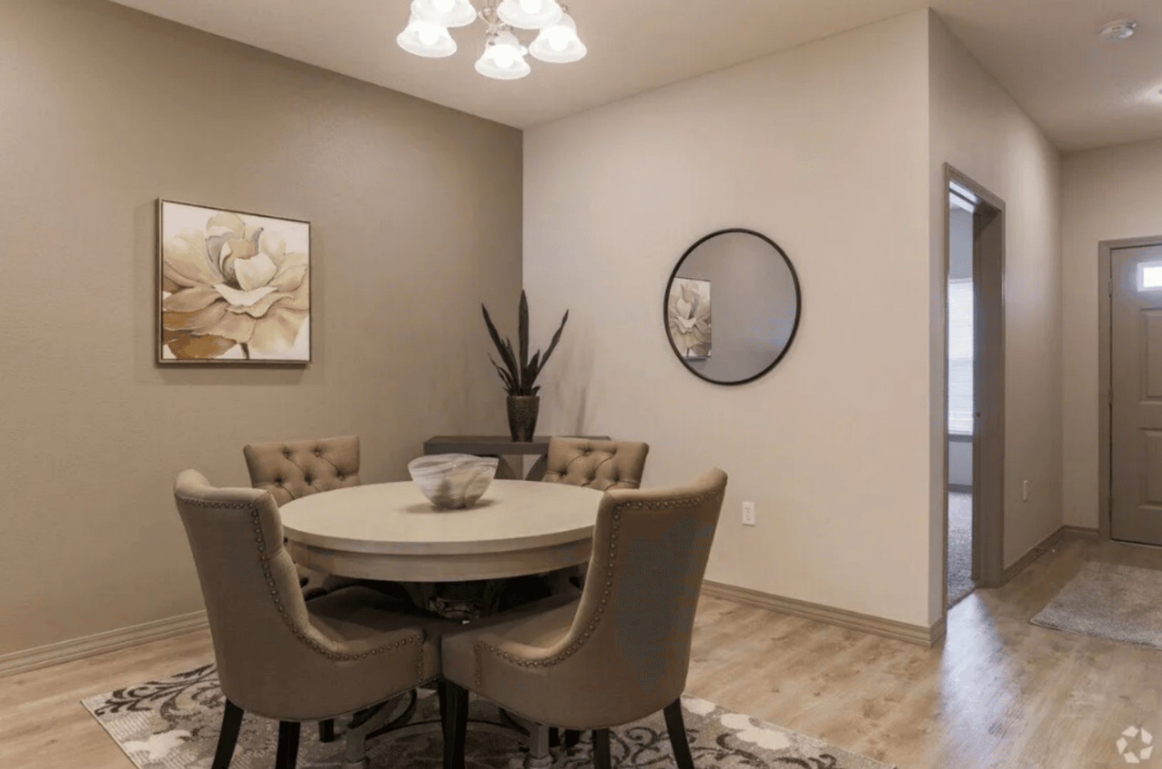 Rogersville Townhome: Logan Street