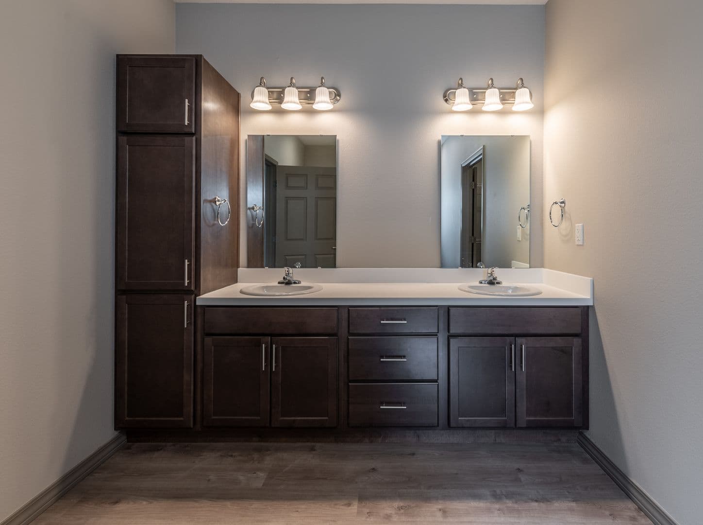 Rogersville Townhome: Logan Street