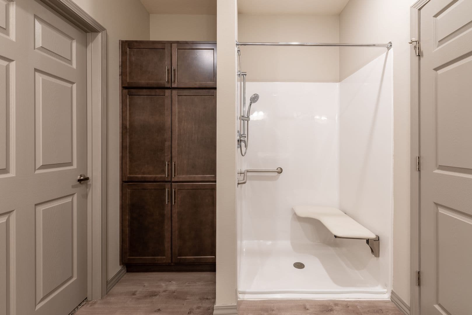 Rogersville Townhome: Logan Street