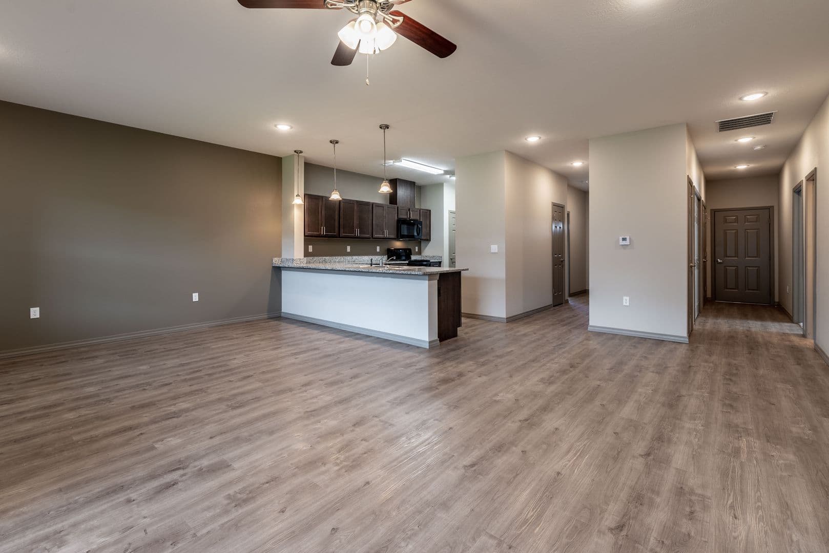 Rogersville Townhome: Logan Street