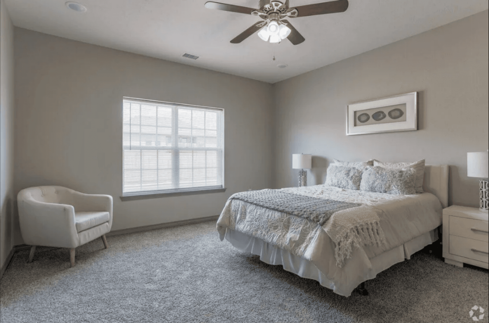 Rogersville Townhome: Logan Street