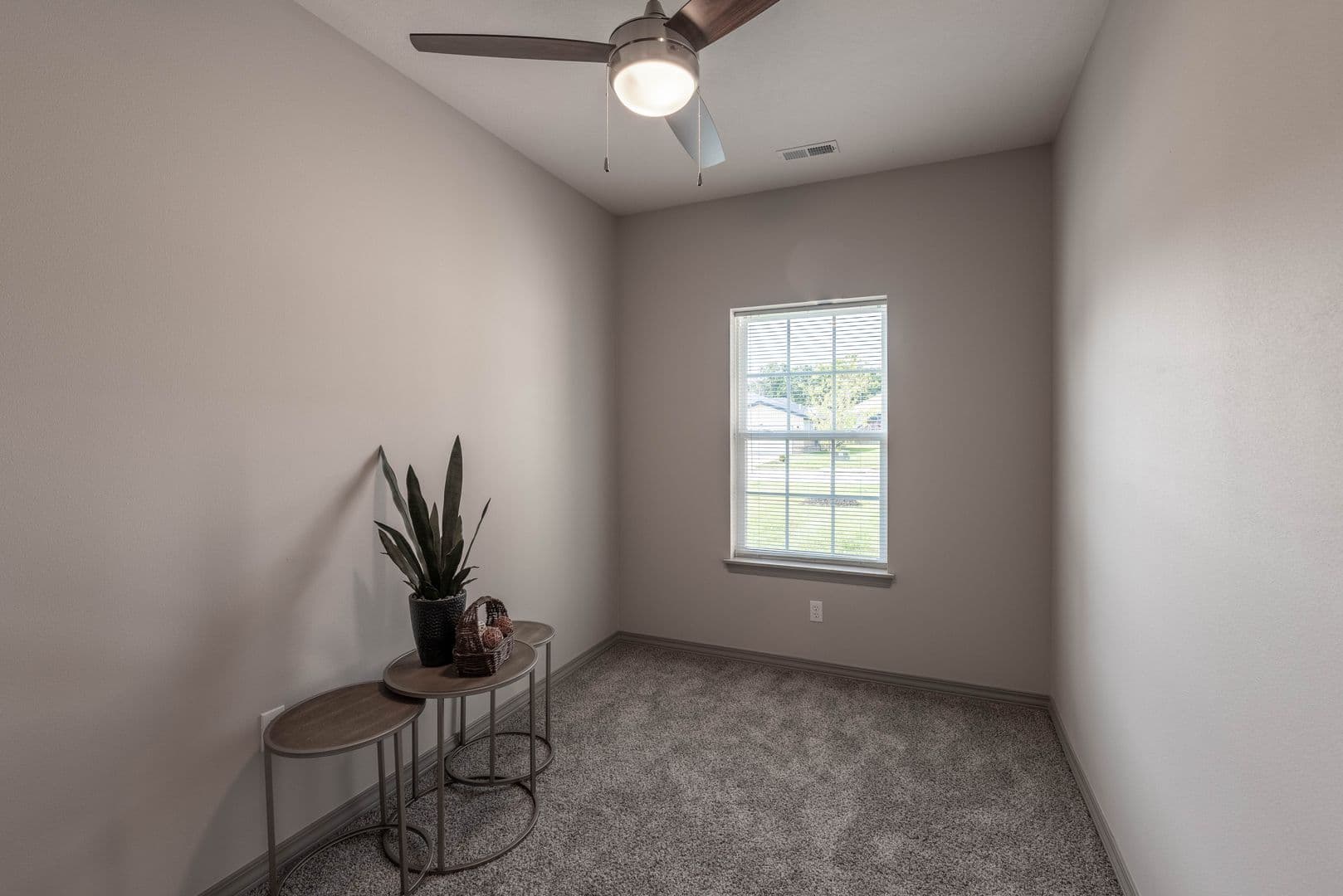 Rogersville Townhome: Logan Street