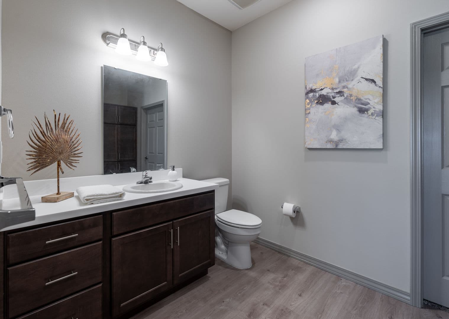 Rogersville Townhome: Logan Street