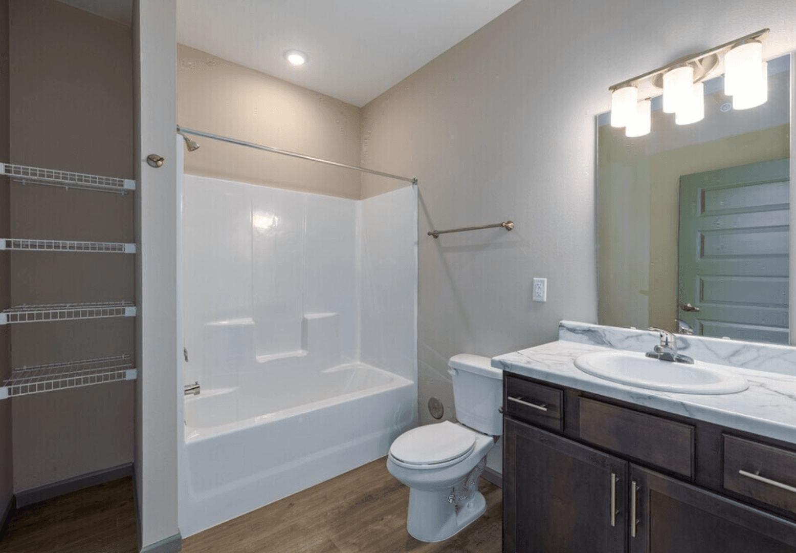Nixa Apartment: 106 East Greenbriar Drive