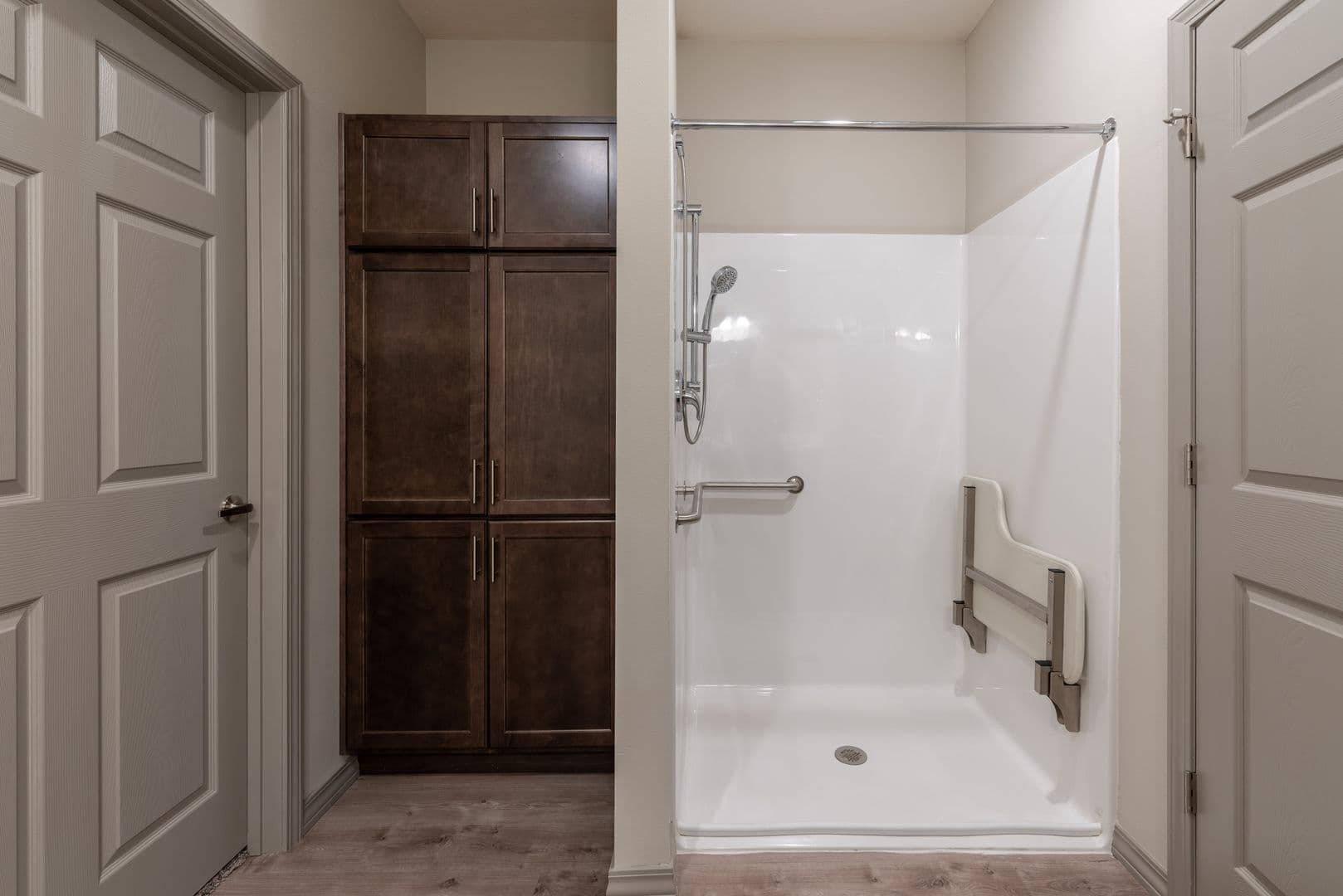 Rogersville Townhome: Logan Street