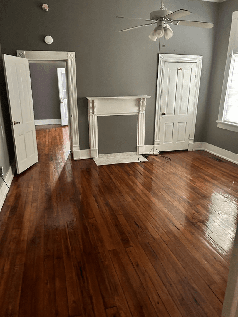 Columbus Apartment: 1113 19th Street