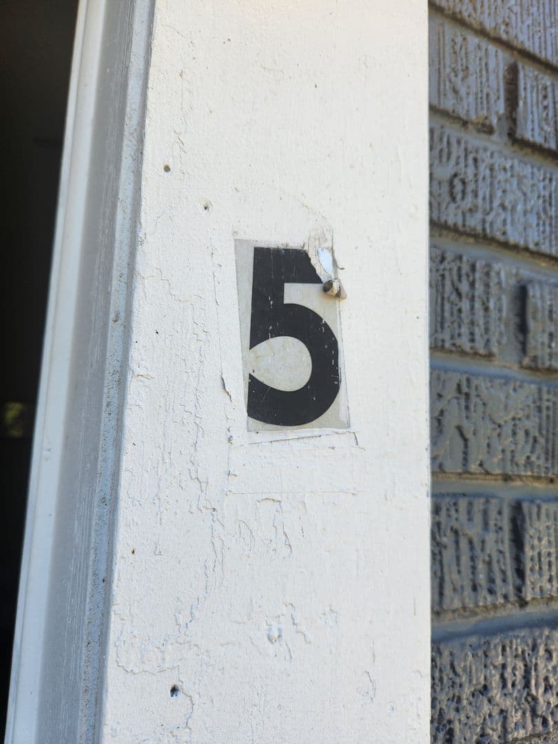Columbus Apartment: 917 Oakview Ave