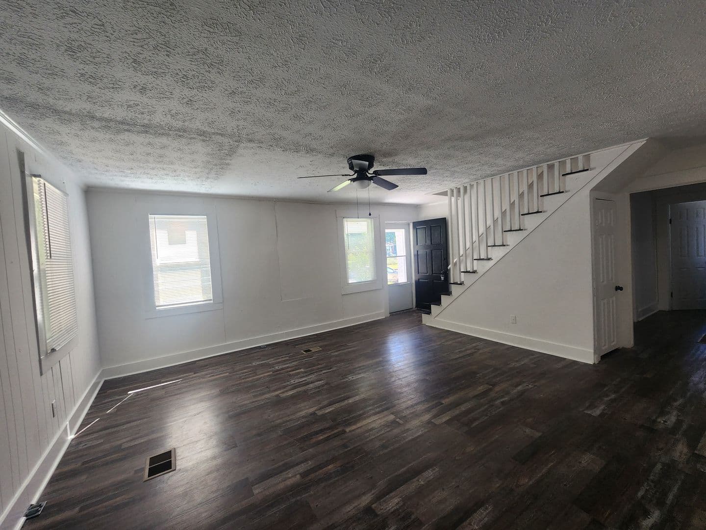 Columbus House: 5503 Buena Vista Rd