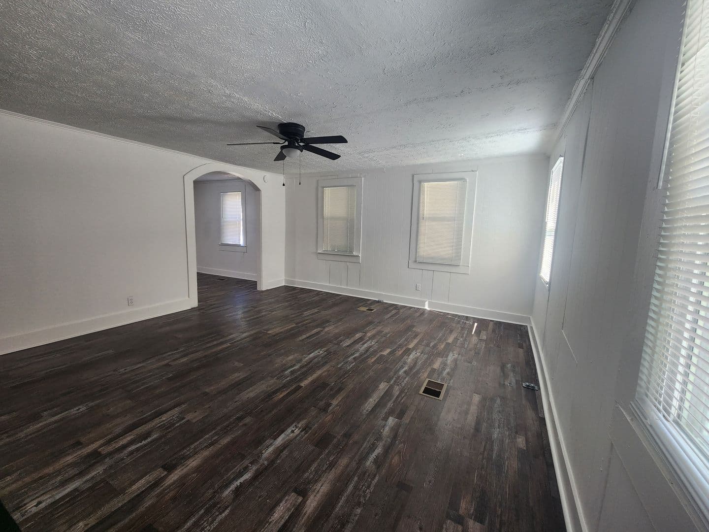 Columbus House: 5503 Buena Vista Rd